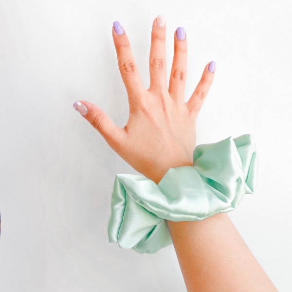 اسکرانچی زیپ دار سبز