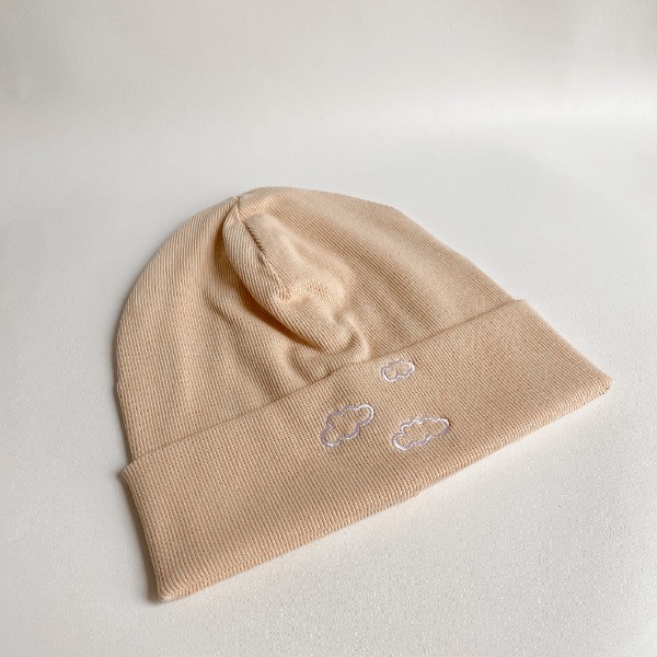 کلاه بینی گلدوزی طرح ابر