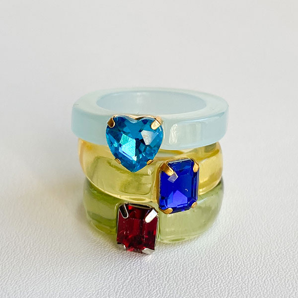 حلقه شفاف تک نگین