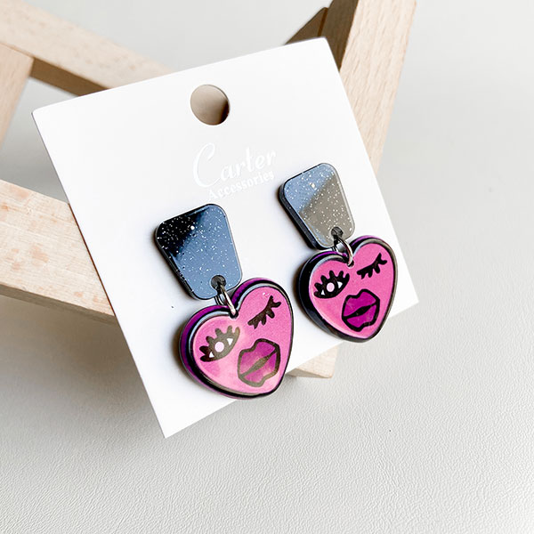 گوشواره قلبی وینک