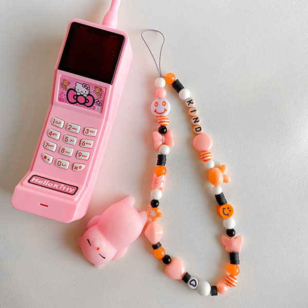 فون چارم Treat People With Kindness