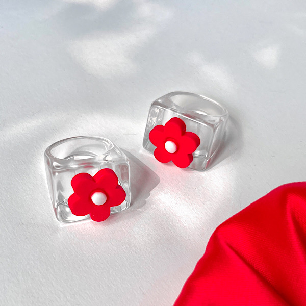 انگشتر بابونه قرمز